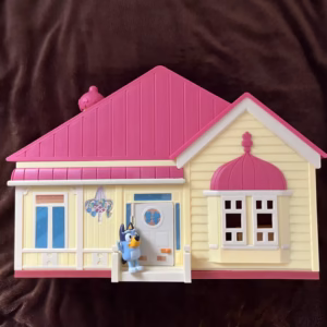 ブルーイファミリーのおうちの外観写真