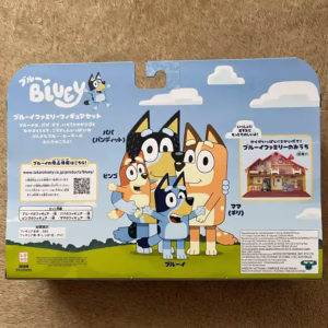 ”ブルーイファミリーフィギュアセット“の外箱裏面の写真