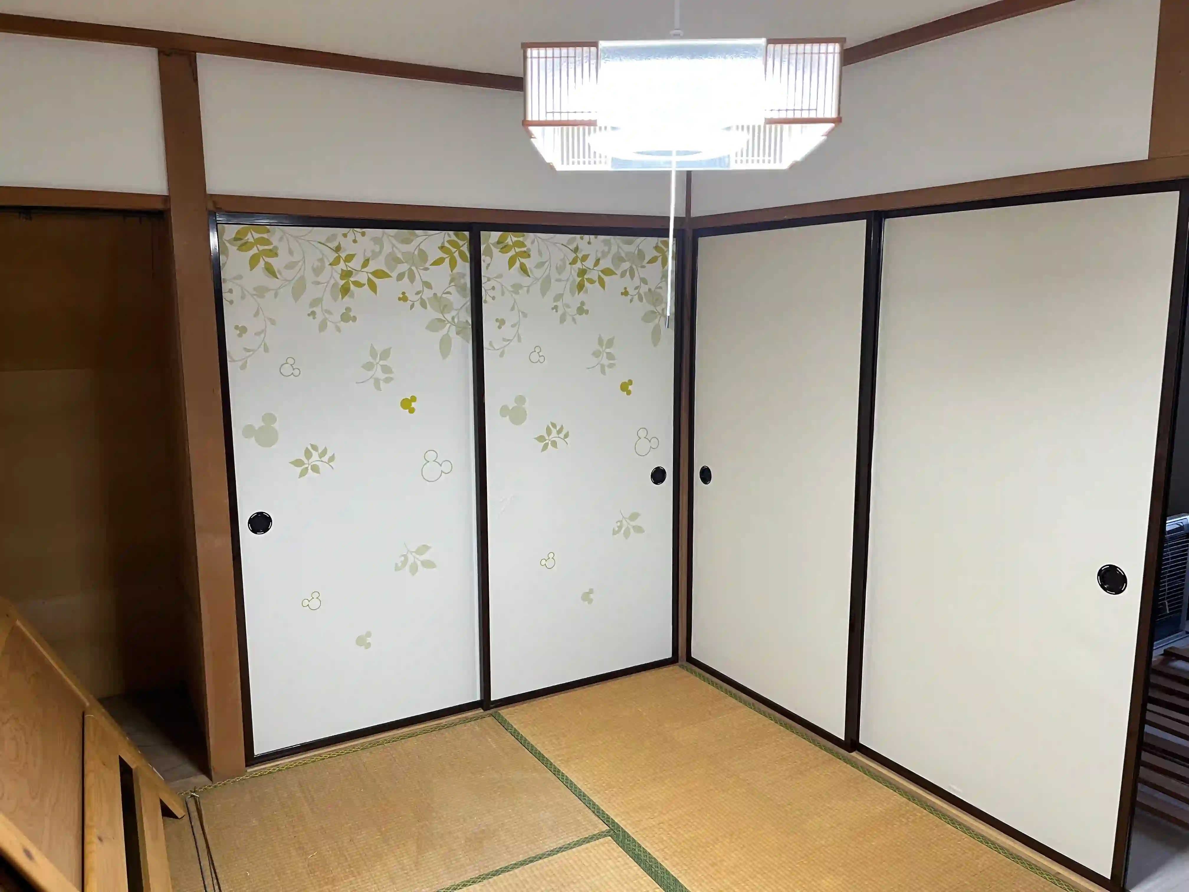 古民家DIYでふすまを張り替えた写真