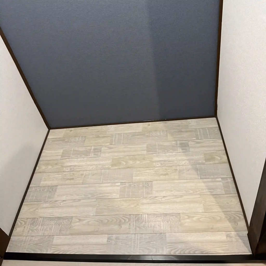 古民家DIY（床の間の床）貼り終えた写真
